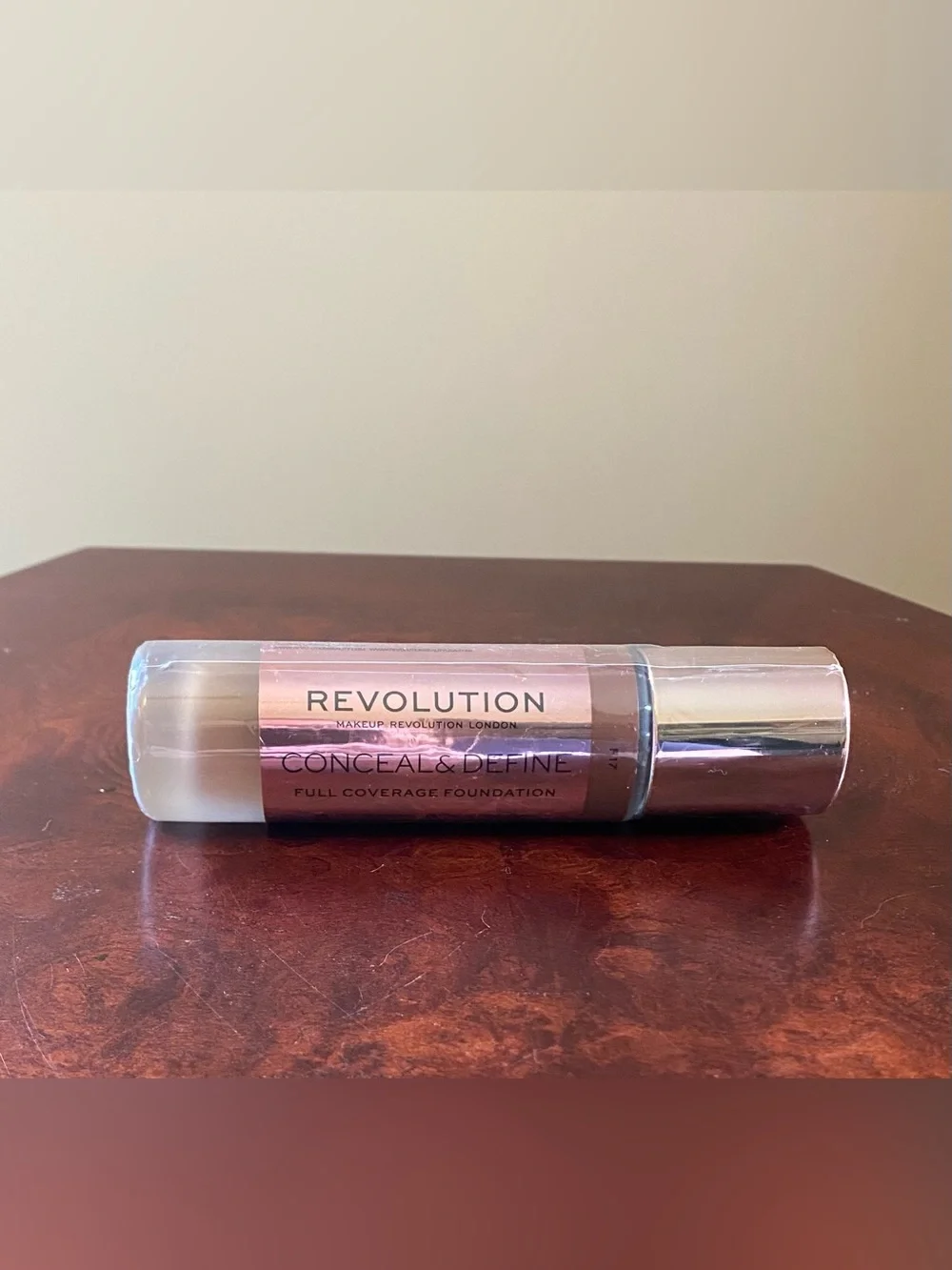 Revolution conceal define